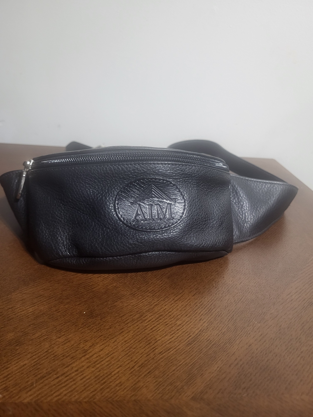 Roots Vintage Y2k BlackLeather Waist Bag